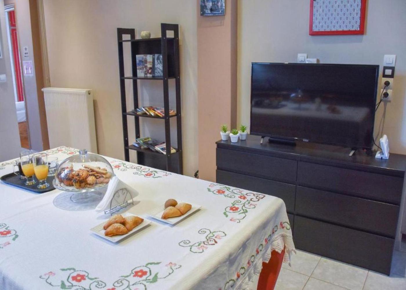 Markópoulon Athens 24-Hours Hostel #Athensairport #Latecheck-In #Privatetransportservice #Groups #Downtown מראה חיצוני תמונה