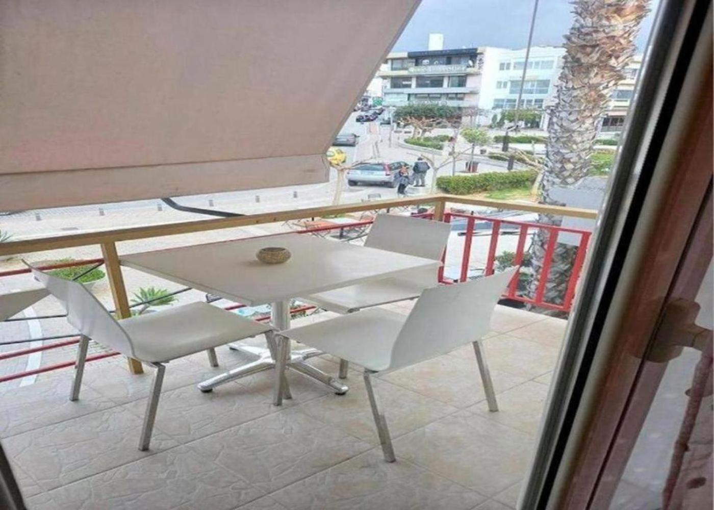 Markópoulon Athens 24-Hours Hostel #Athensairport #Latecheck-In #Privatetransportservice #Groups #Downtown מראה חיצוני תמונה